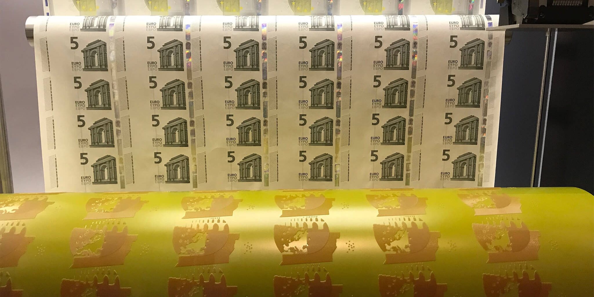 Day 21, Part 2 – Money Museum, Hamburgers, and a Mall